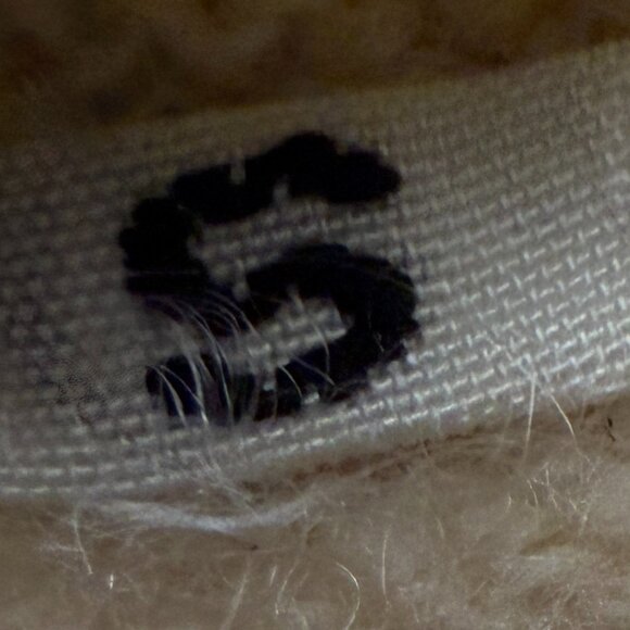 Malo 100% Cashmere Sweater Twin Set -Tank & Cardigan- Cream Size Small- Vintage - Picture 3 of 14